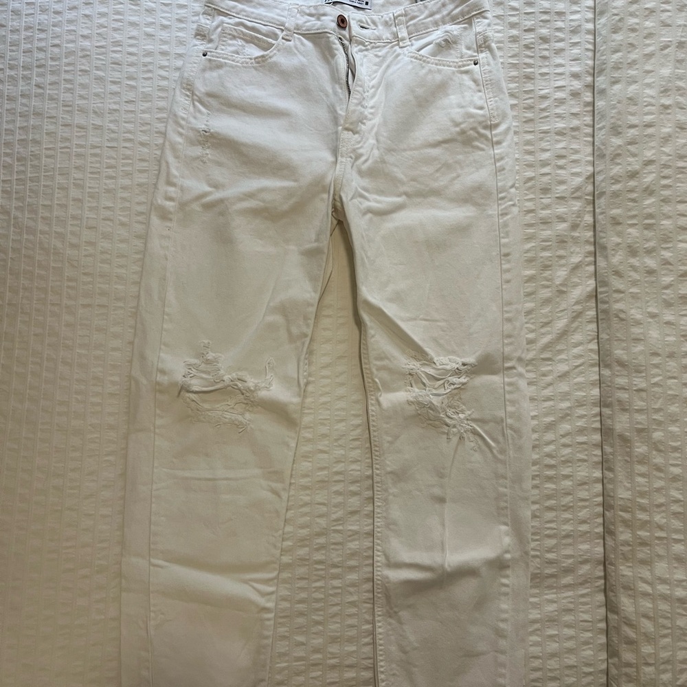 Zara White Straight Leg Distressed Jeans